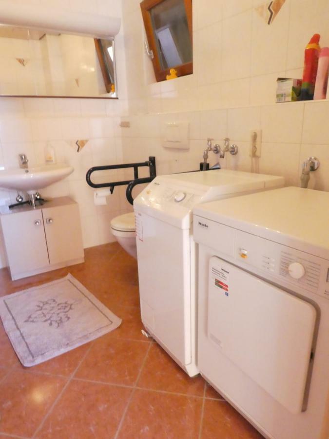Ferienwohnung Am Klosterweg Rhein-Westerwald Kurtscheid エクステリア 写真