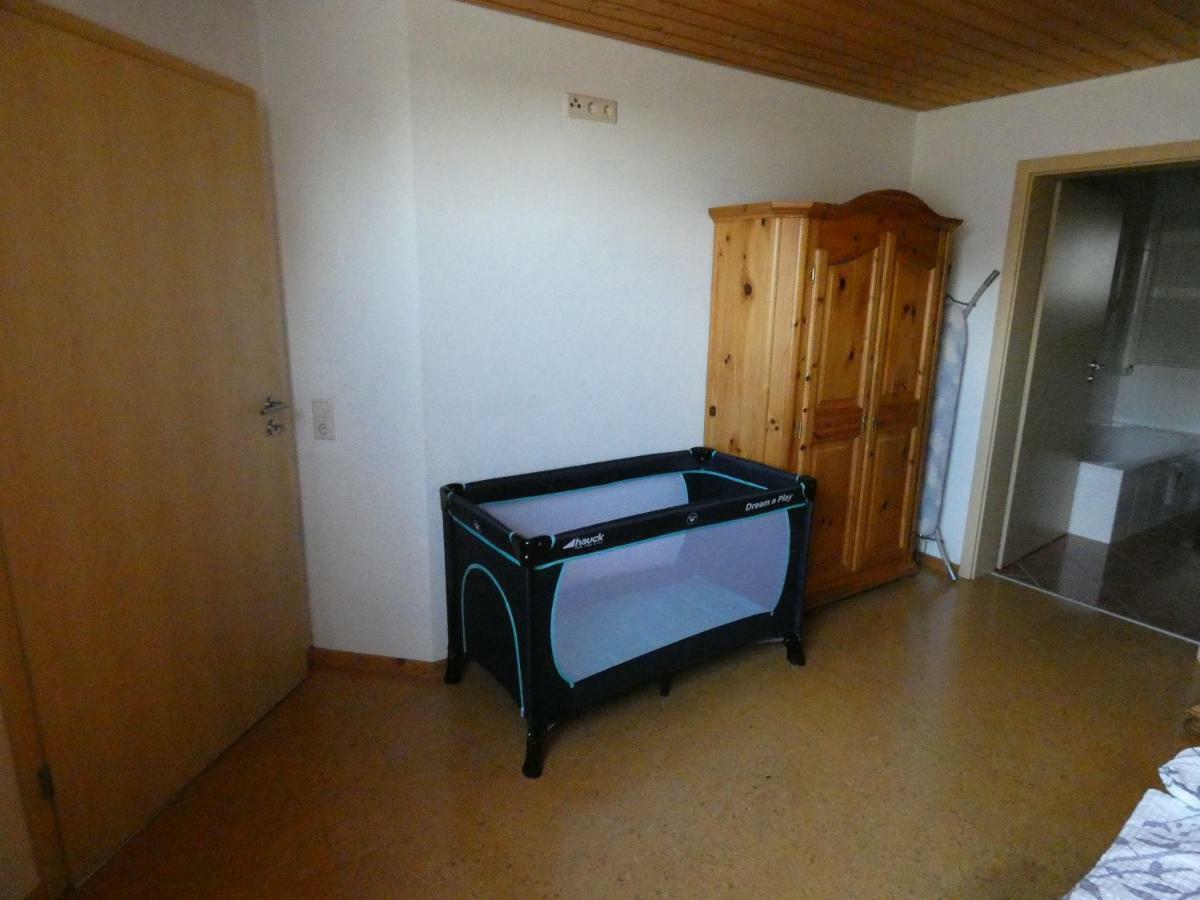 Ferienwohnung Am Klosterweg Rhein-Westerwald Kurtscheid エクステリア 写真